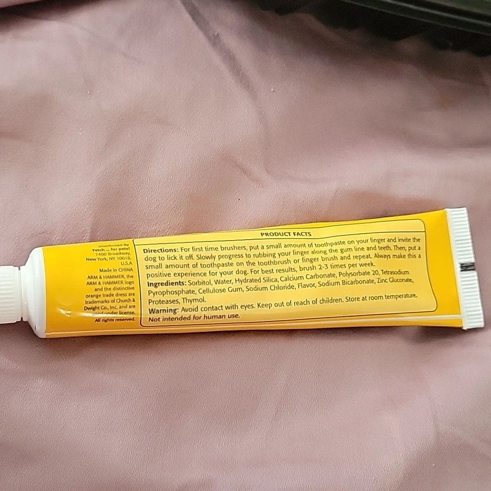 NWOT ARM&HAMMERDog toothpaste